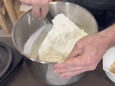 Caramel Sensation Christmas Yule Log - 14