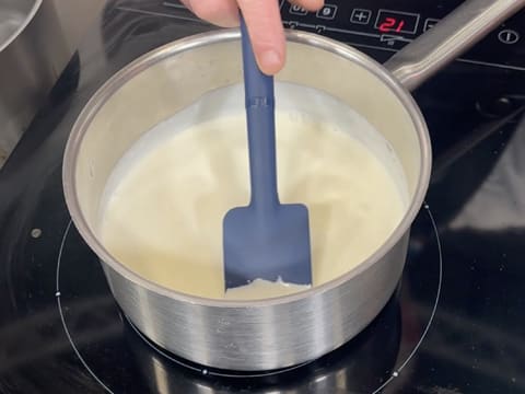 Caramel Sensation Christmas Yule Log - 51