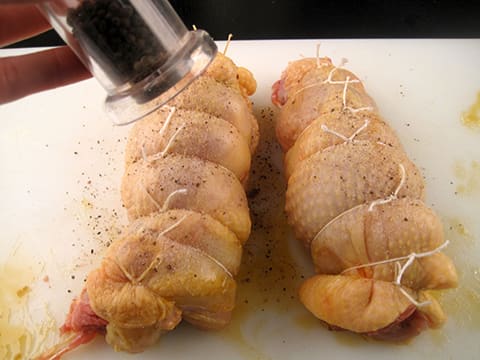 Poularde Ballotine with Candied Tomatoes - 16