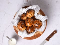 Chocolate Chip Brioche Buns