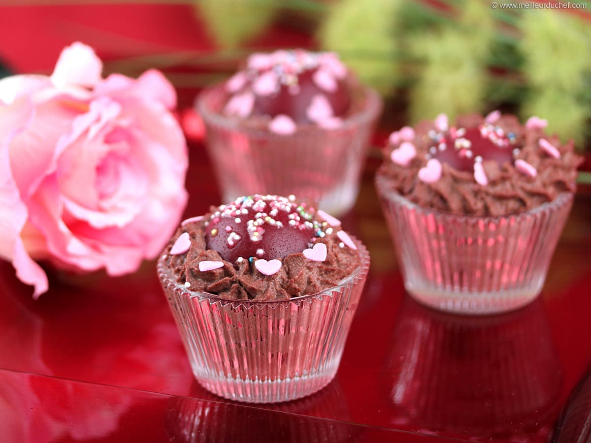 Chocolate Mousse with a Raspberry Heart - Illustrated recipe - Meilleur du Chef