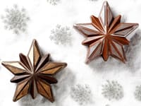 Chocolate Christmas Stars with Praliné & Caramel