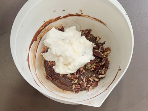 Dark Chocolate & Vanilla Pecan Praline Entremets - 72