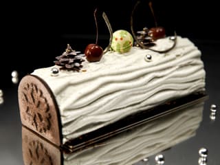 Ice Cream Yule Log, Baroque Finish - Illustrated recipe - Meilleur du Chef