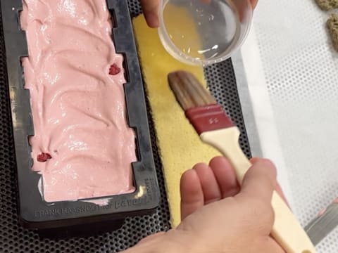 Raspberry & Pistachio Christmas Yule Log - 71