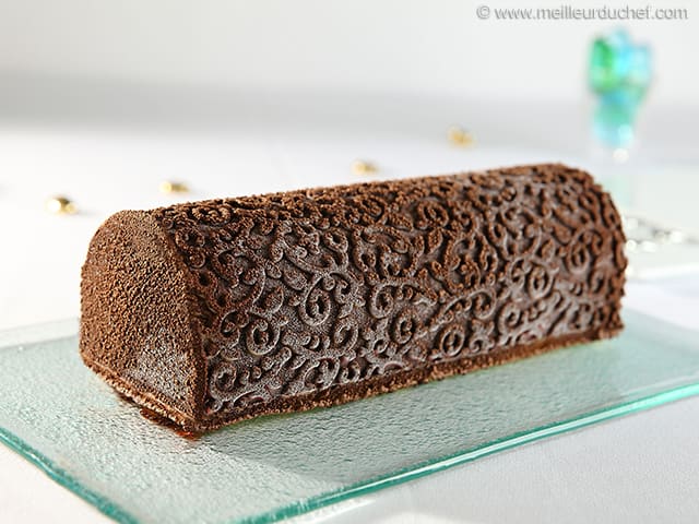 Ice Cream Yule Log, Baroque Finish