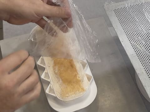 Kombucha Christmas Yule Log, Green Apple & Smoked Vanilla - 104