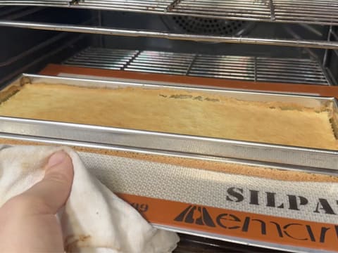 Kombucha Christmas Yule Log, Green Apple & Smoked Vanilla - 11