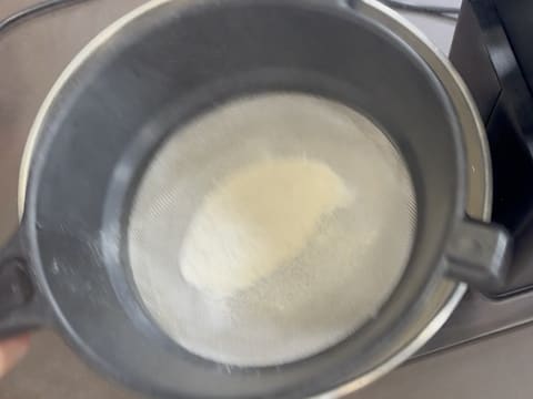 Kombucha Christmas Yule Log, Green Apple & Smoked Vanilla - 119