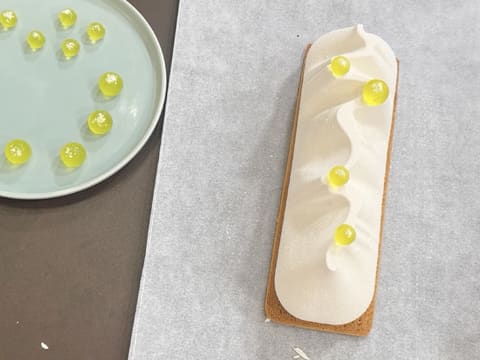 Kombucha Christmas Yule Log, Green Apple & Smoked Vanilla - 148