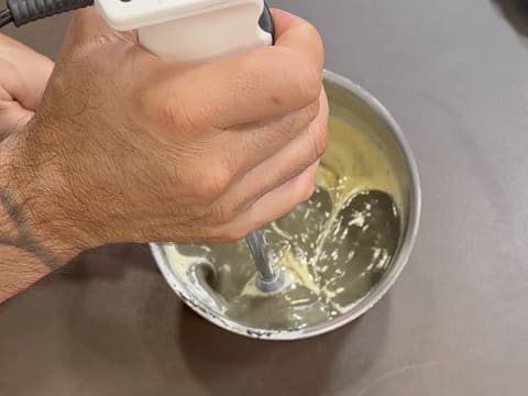 Pineapple, Coconut & Black Sesame Praline Christmas Yule Log - 61