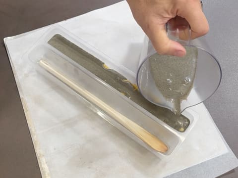 Pineapple, Coconut & Black Sesame Praline Christmas Yule Log - 85