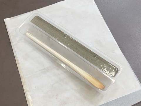 Pineapple, Coconut & Black Sesame Praline Christmas Yule Log - 86