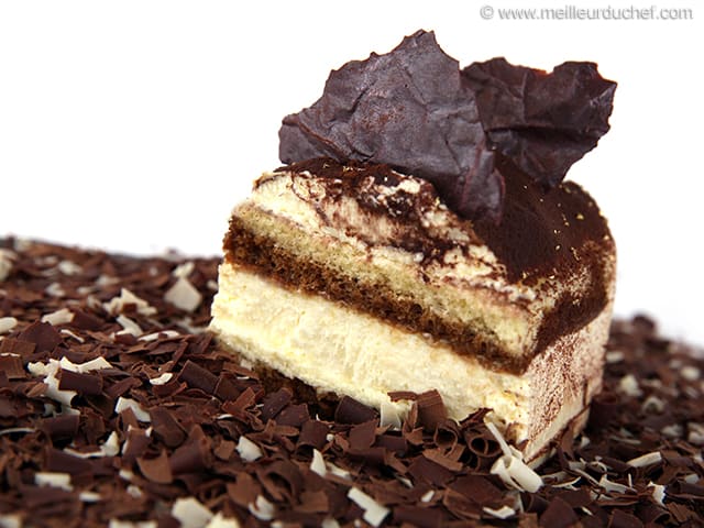 No baking, no effort: Delicious no-bake tiramisu roll made in a snap