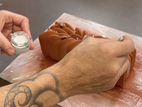 Vanilla, Caramel & Pecan Christmas Yule Log - 140