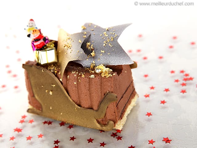 Ice Cream Yule Log, Baroque Finish - Illustrated recipe - Meilleur du Chef