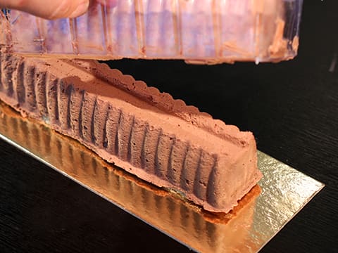 Ice Cream Yule Log, Baroque Finish - Illustrated recipe - Meilleur du Chef