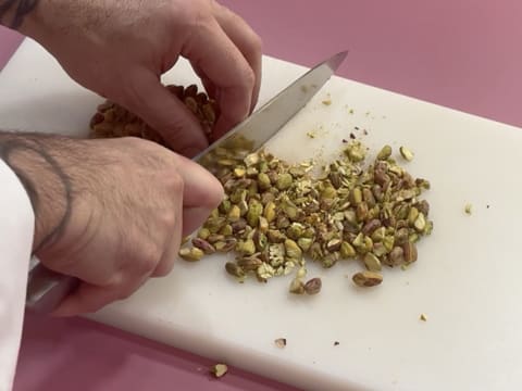 Dubai Milk Chocolate Bar with Pistachios - 17