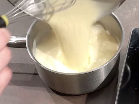 Pour the preparation into the saucepan on the workbench