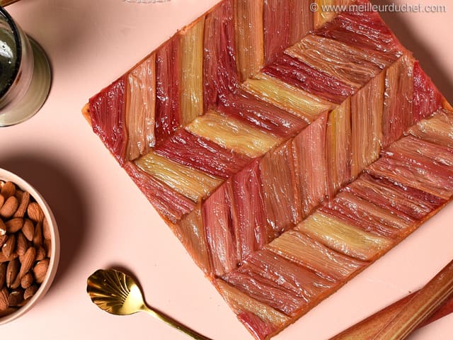 Easy Rhubarb Tart