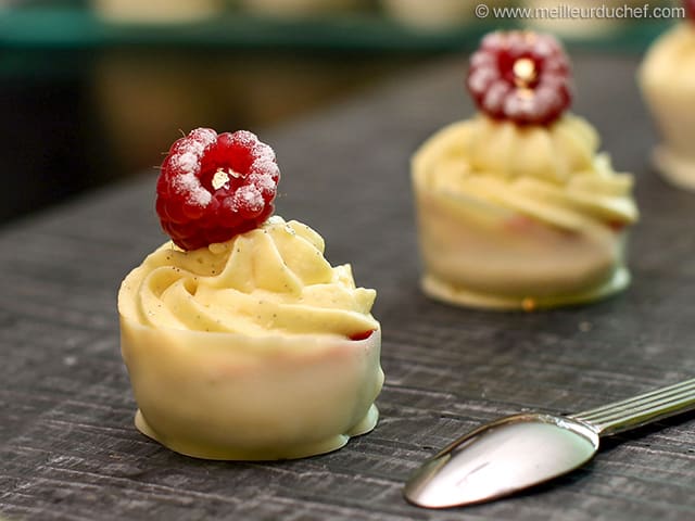 Individual Raspberry Cakes