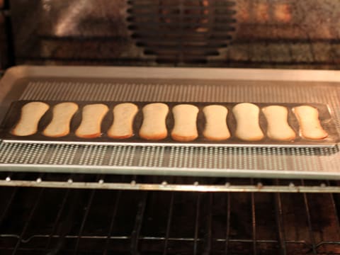 Langues De Chat Biscuits Recipe With Images Meilleur Du Chef
