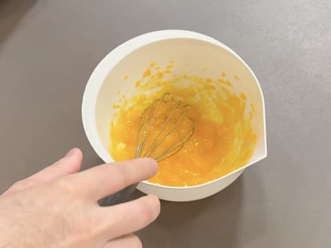 Lemon & Mandarin Entremets - 91
