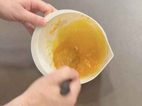 Lemon & Mandarin Entremets - 92