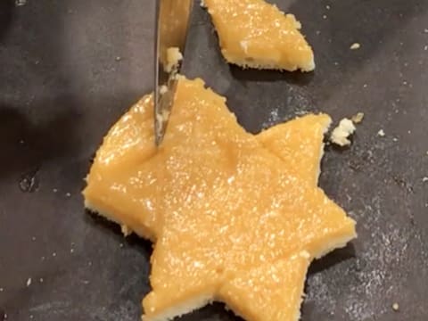 Lemon & Salted Caramel Star Entremets - 107