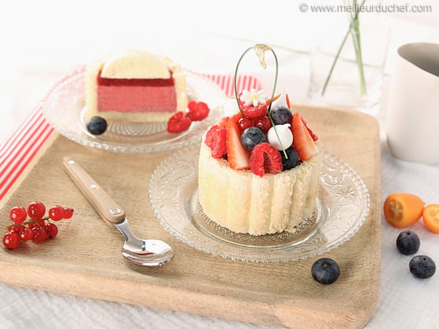 Mini Charlotte with Red Berries - Illustrated recipe - Meilleur du Chef