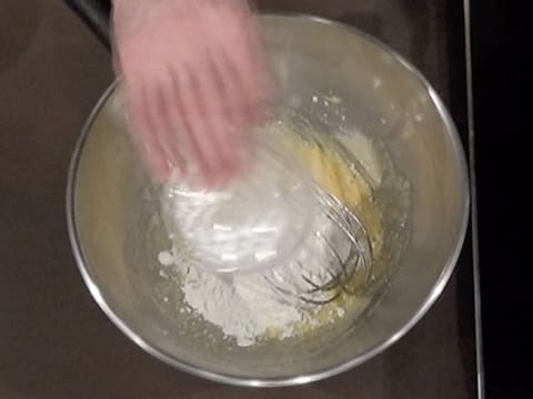 Add the crème pâtissière powder to the mixing bowl