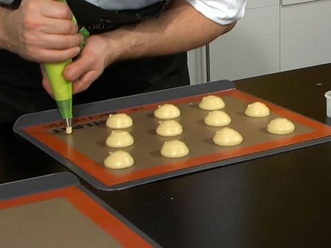 Paris-Brest Choux Puffs - 16