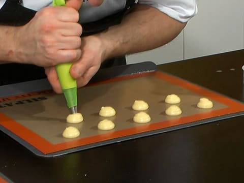 Paris-Brest Choux Puffs - 18