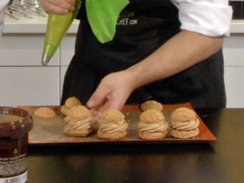 Paris-Brest Choux Puffs - 63