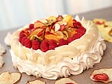 Pavlova with Dried Fruits