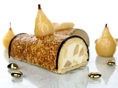 Pear Mousse Yule Log