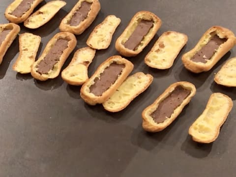 Pecan Éclairs - 40