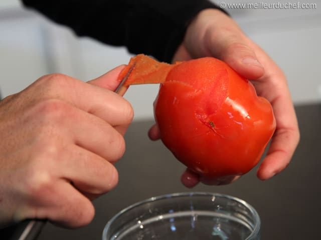 Peeling a tomato