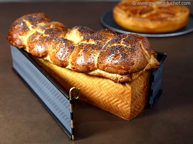 Brioche Easter Pâté (Pork and Egg Pie)