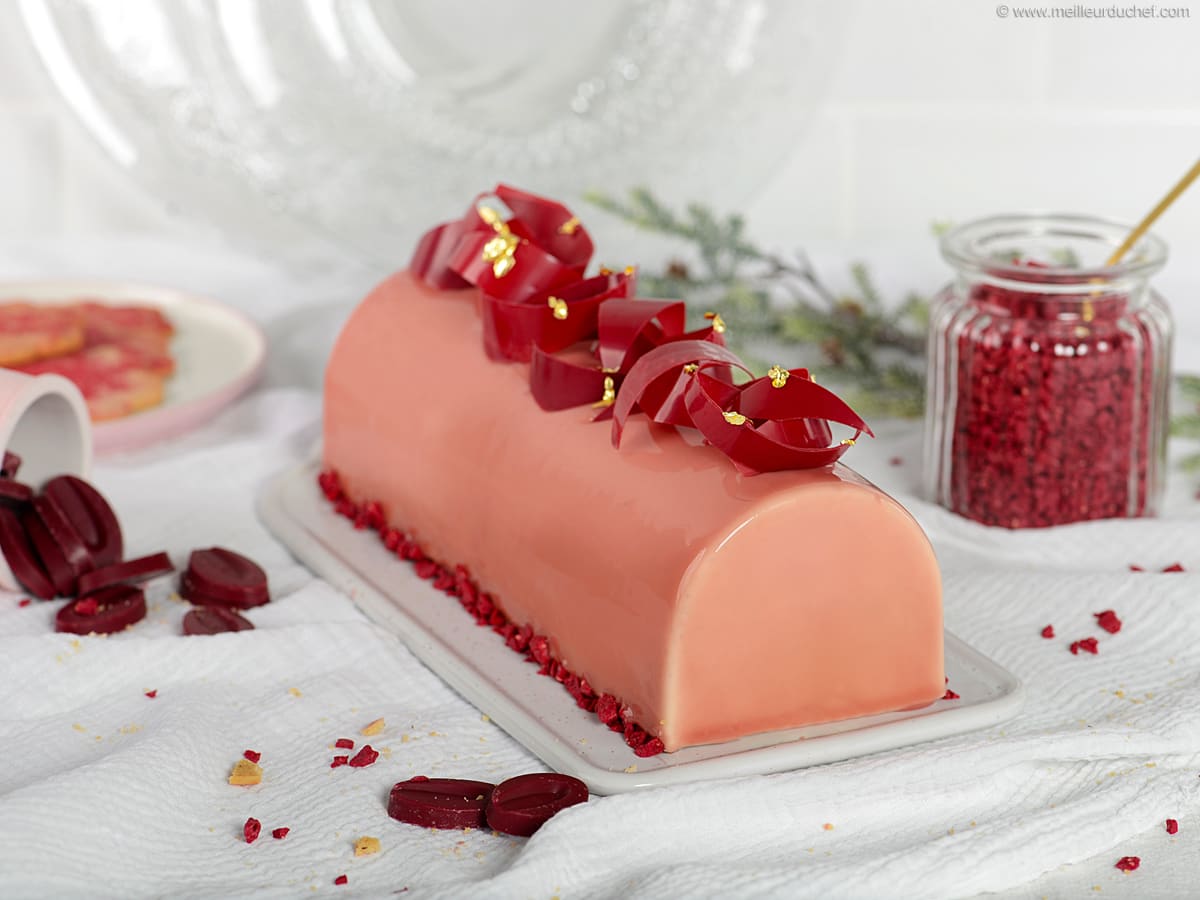 Raspberry & Tahitian Vanilla Bûche de Noël - Recipe with images