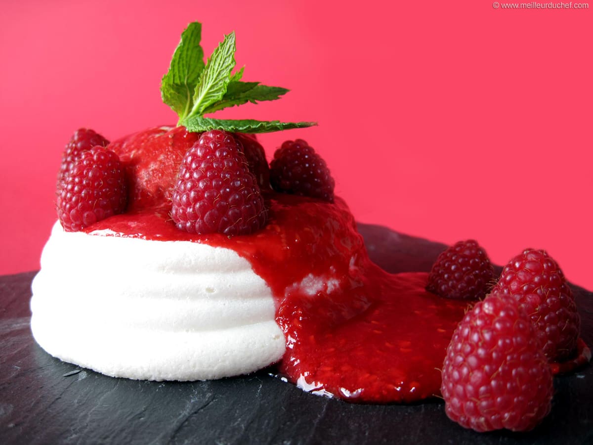 Raspberry Vacherin Illustrated Recipe Meilleur Du Chef