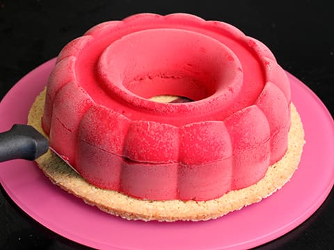 Raspberry, Vanilla & Coconut Cake - 78