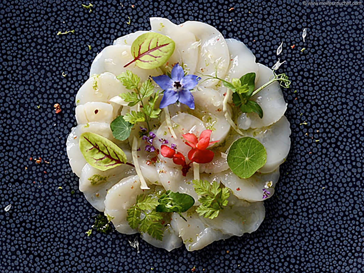 Scallop Carpaccio, Finger Lime & Yucca Flower Our recipe with photos Meilleur du Chef