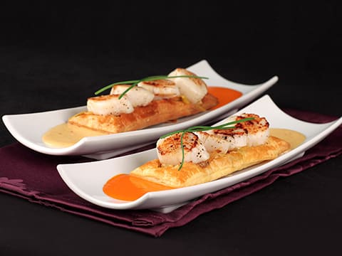 Scallops on Puff Pastry with Garlic Sauce - 20