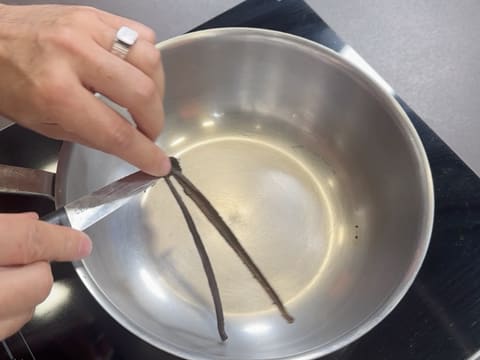 Seared Scallops with Vanilla Parsnip Purée - 3