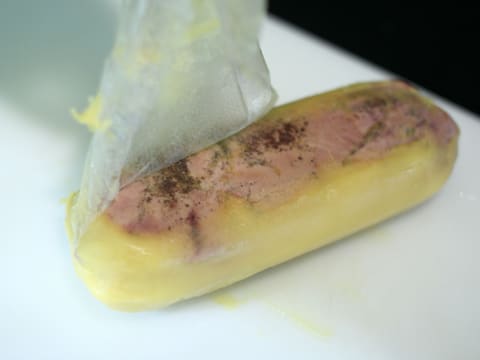 Slow-Cooked Foie Gras - Illustrated recipe - Meilleur du Chef