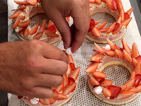 Strawberry, Lemon & Yuzu Tartlets - 140