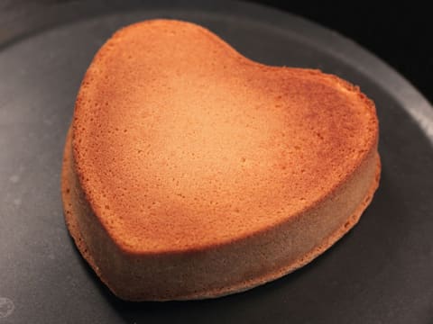 Strawberry Mousse Heart - 20