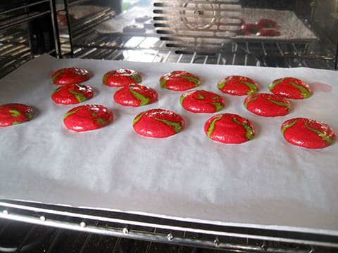 Strawberry & Pistachio Macarons with Chantilly Cream - 20