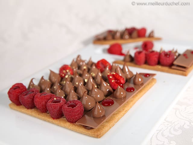 Milk Chocolate Crémeux & Raspberry Tart